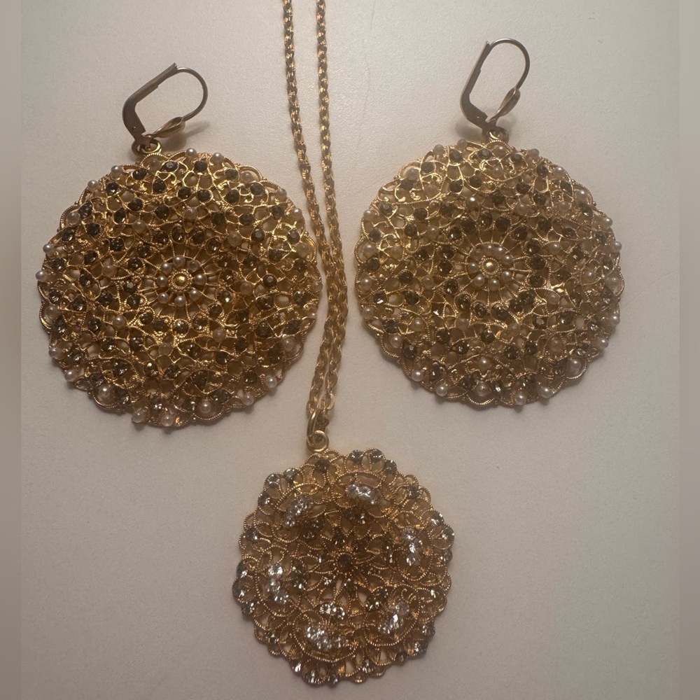 Gold Jewelry Set